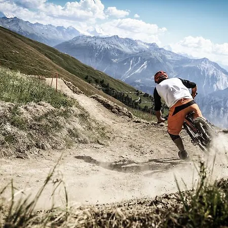 דירה Appartementhaus La Promenade לויקרבאד